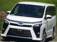    Toyota Voxy 2018 , 1750000 , 