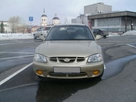 Hyundai Verna 1999 , 219000 , 