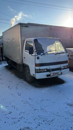 Фургон Isuzu Elf 1991 года, 499999 рублей, Красноярск