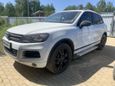 SUV   Volkswagen Touareg 2012 , 1700000 , 