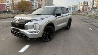 SUV или внедорожник Mitsubishi Outlander 2022 года, 3400000 рублей, Брянск