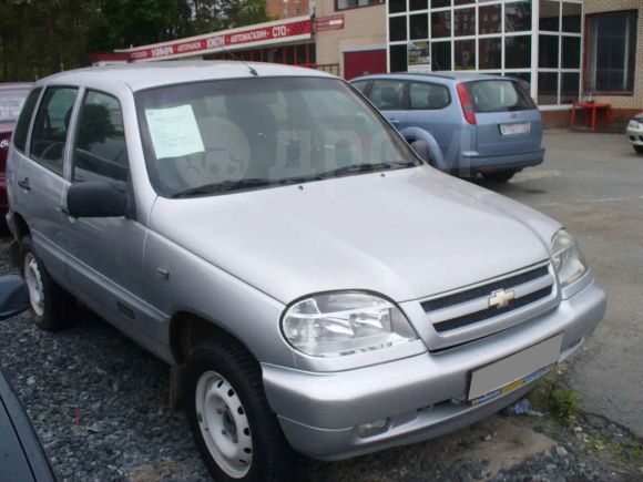 SUV   Chevrolet Niva 2008 , 270000 , 