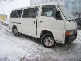    Nissan Caravan 1998 , 333333 , -