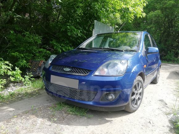  Ford Fiesta 2006 , 215000 , --