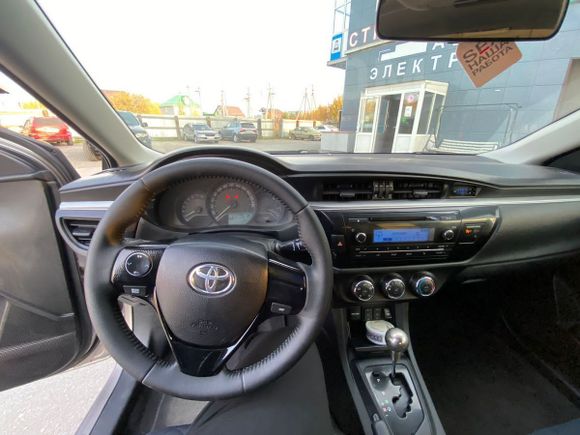  Toyota Corolla 2014 , 880000 , 