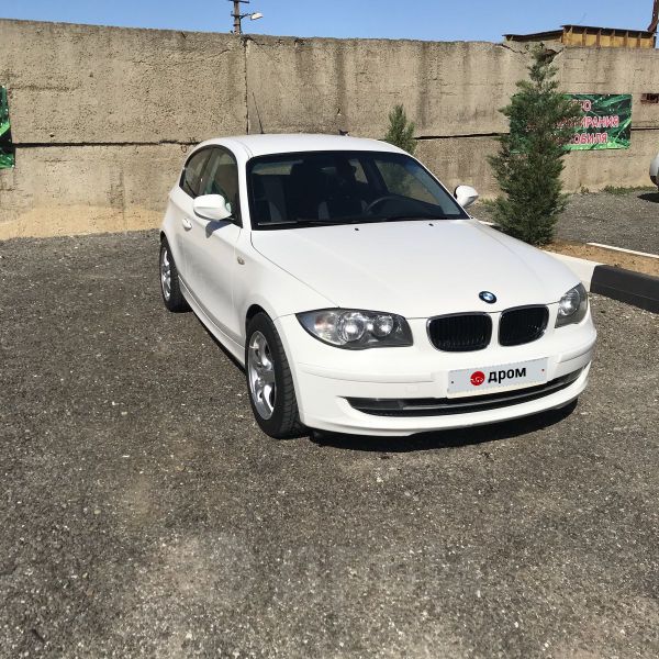  3  BMW 1-Series 2011 , 500000 , 