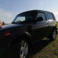 SUV    4x4 2121  2014 , 320000 , 