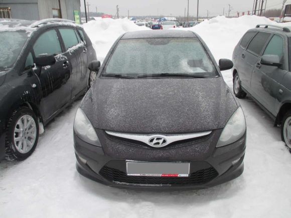  Hyundai i30 2011 , 415000 , 