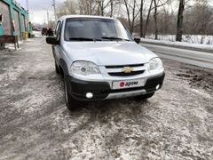 SUV или внедорожник Chevrolet Niva 2010 года, 450000 рублей, Новосибирск