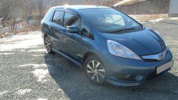  Honda Fit Shuttle 2011 , 565000 , 