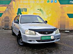 Седан Hyundai Accent 2001 года, 370000 рублей, Омск