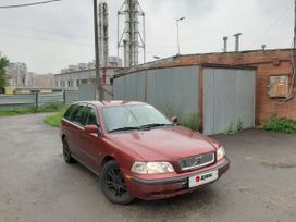  Volvo V40 1997 , 180000 , 