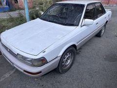 Седан Toyota Camry 1988 года, 55000 рублей, Владивосток
