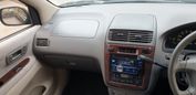    Toyota Gaia 2000 , 265000 , 