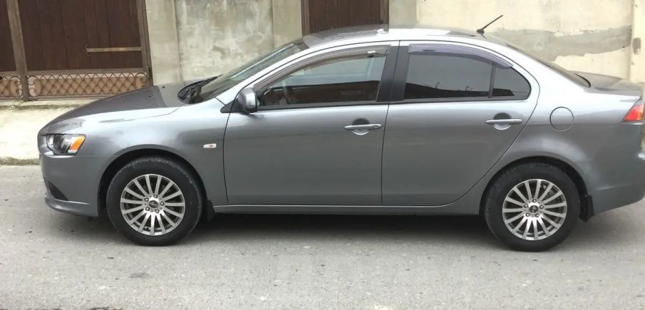  Mitsubishi Lancer 2013 , 520000 , 