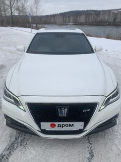 Седан Toyota Crown 2018 года, 3600000 рублей, Иркутск