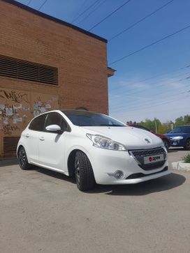  Peugeot 208 2013 , 699000 , 