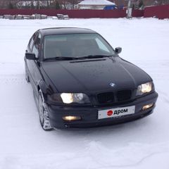 Седан BMW 3-Series 2001 года, 495000 рублей, Клинцы