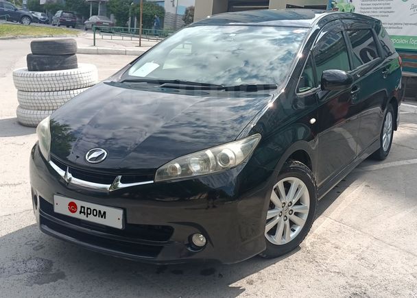    Toyota Wish 2010 , 990000 , 