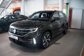 SUV или внедорожник Volkswagen Tayron 2023 года, 5613000 рублей, Москва