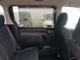    Toyota Voxy 2014 , 1195000 , 