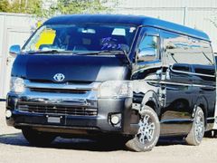 Минивэн или однообъемник Toyota Hiace 2016 года, 4150000 рублей, Владивосток