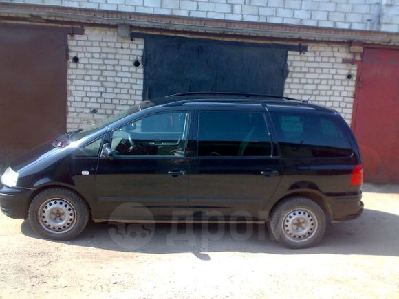    Volkswagen Sharan 2000 , 325000 , 