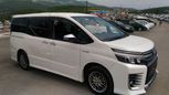    Toyota Voxy 2016 , 1520000 , 