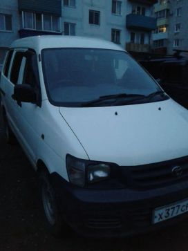    Toyota Town Ace 1999 , 285000 , --