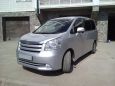    Toyota Noah 2009 , 820000 , 