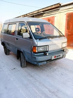 Минивэн или однообъемник Toyota Lite Ace 1990 года, 133000 рублей, Благовещенск