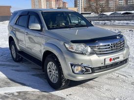 SUV или внедорожник Toyota Fortuner 2011 года, 2580000 рублей, Хабаровск