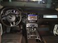 SUV   Volkswagen Touareg 2013 , 1700000 , 