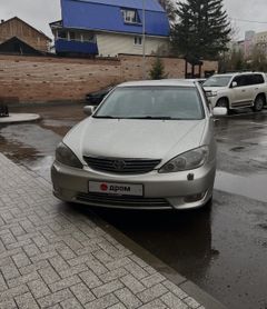 Седан Toyota Camry 2005 года, 700000 рублей, Иркутск