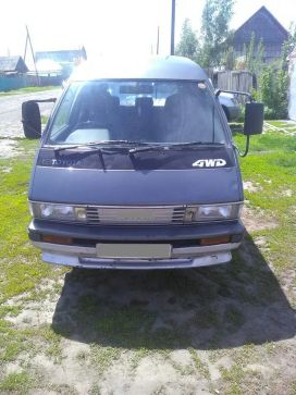    Toyota Town Ace 1986 , 75000 , --