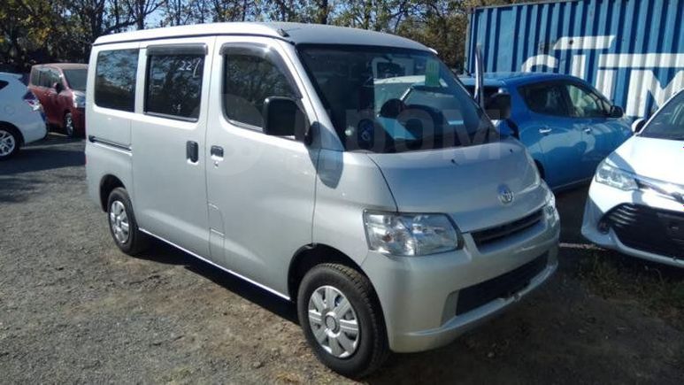    Toyota Town Ace 2014 , 800000 , 
