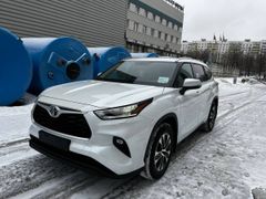SUV или внедорожник Toyota Highlander 2022 года, 6490000 рублей, Москва