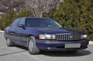 Cadillac DeVille 1995 , 600000 , 