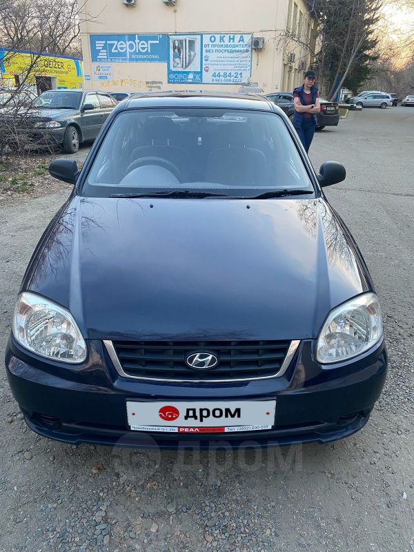  Hyundai Accent 2004 , 325000 , 