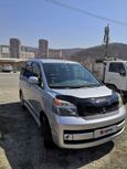    Toyota Voxy 2002 , 600000 , 