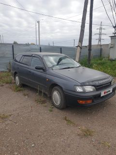 Универсал Toyota Caldina 1993 года, 234989 рублей, Красноярск