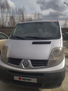 Минивэн или однообъемник Renault Trafic 2008 года, 890000 рублей, Кемерово