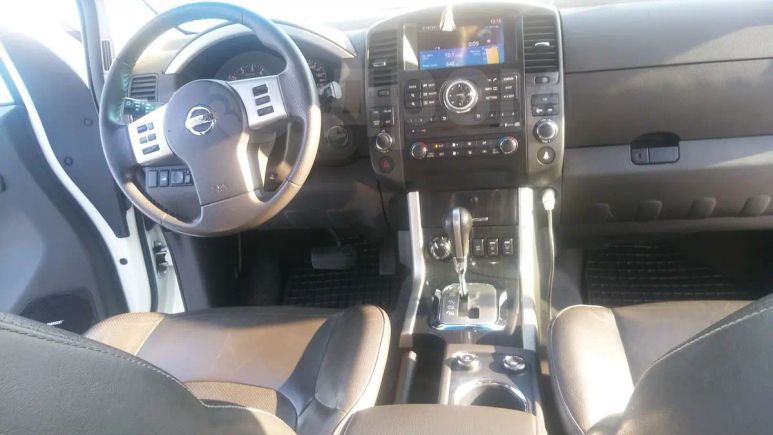 SUV   Nissan Pathfinder 2012 , 1370000 , 