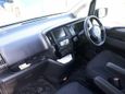    Nissan Serena 2008 , 700000 , --