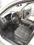 SUV   Volkswagen Tiguan 2010 , 730000 , 