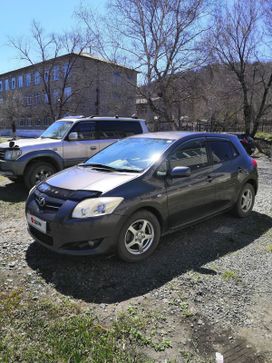  Toyota Auris 2009 , 560000 , 