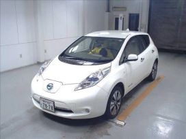  Nissan Leaf 2013 , 715000 , 