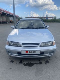 Седан Nissan Pulsar 2000 года, 195000 рублей, Новосибирск