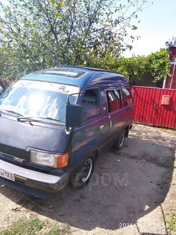    Toyota Lite Ace 1988 , 112000 , 