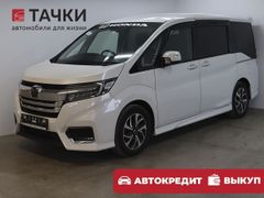 Минивэн или однообъемник Honda Stepwgn 2019 года, 2579000 рублей, Якутск